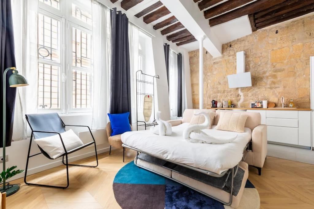 Typical Parisian Apart#quatier Latin#notre Dame# Parijs